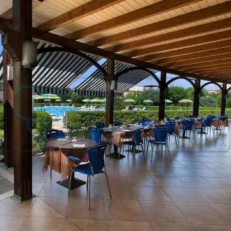 In Condominio Con 2 Piscine E Spiaggia Privata Fondaco Vecchio