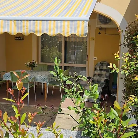 Feriehus In Condominio Con 2 Piscine E Spiaggia Privata Fondaco Vecchio